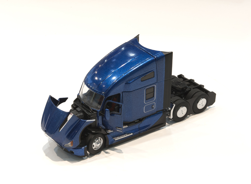 Kenworth T680 Next Gen 76 Tandem-Zugmaschine mit Hochdach und Schlafkabine Modell von DieCast Masters 1:50