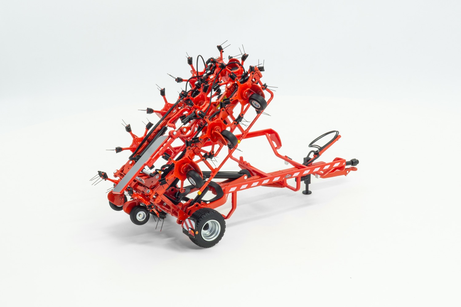 Kuhn GF 13003 T Kreiselheuer Modell von Ros 1:32