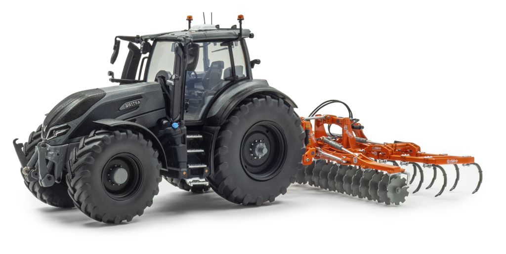 Pasto Morgan MG-X 550/22 Scheibenegge und Stel ST600 Grubber Set Modell von Universal Hobbies 1:32