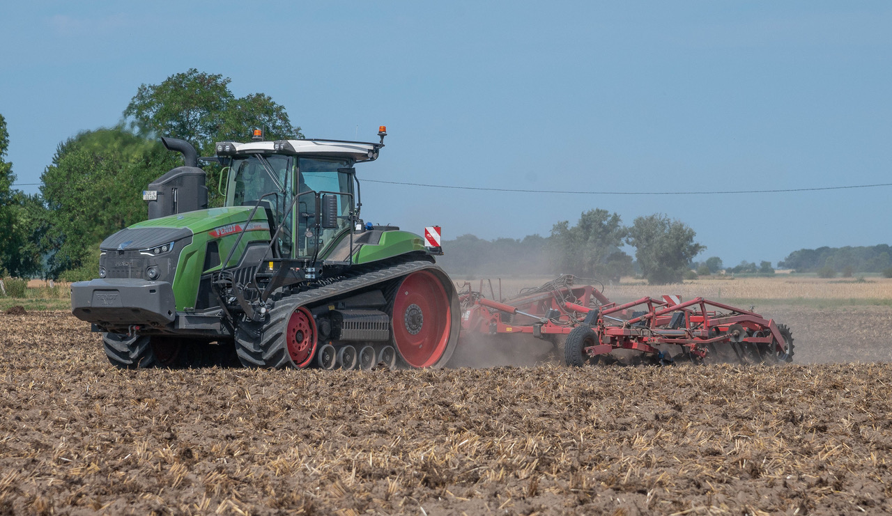 Fendt 1167 MT Becher