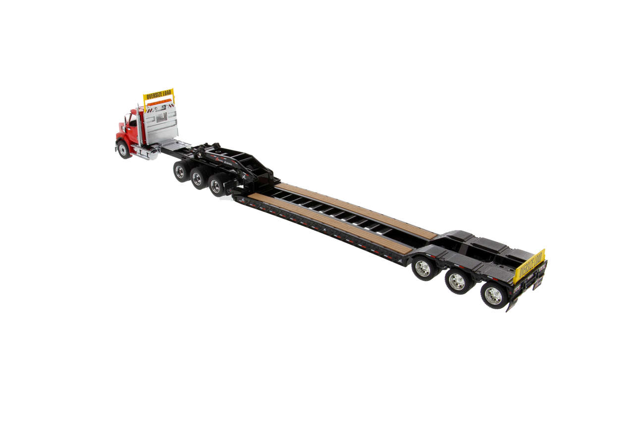 Western Star 49X SBFA Tridem Truck und XL 120 Tiefauflieger rote Kabine Modell von DieCast Masters 1:50