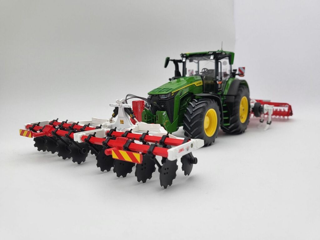 MGP Parolin Magnum 500 Limited Edition Modell von Hiway 1:32