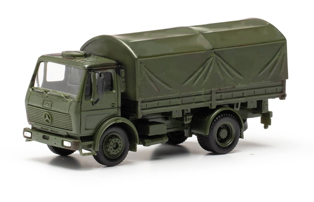 Mercedes-Benz NG LKW 5t Pritschen-LKW mit Rundplane 2achs Bundeswehr-1