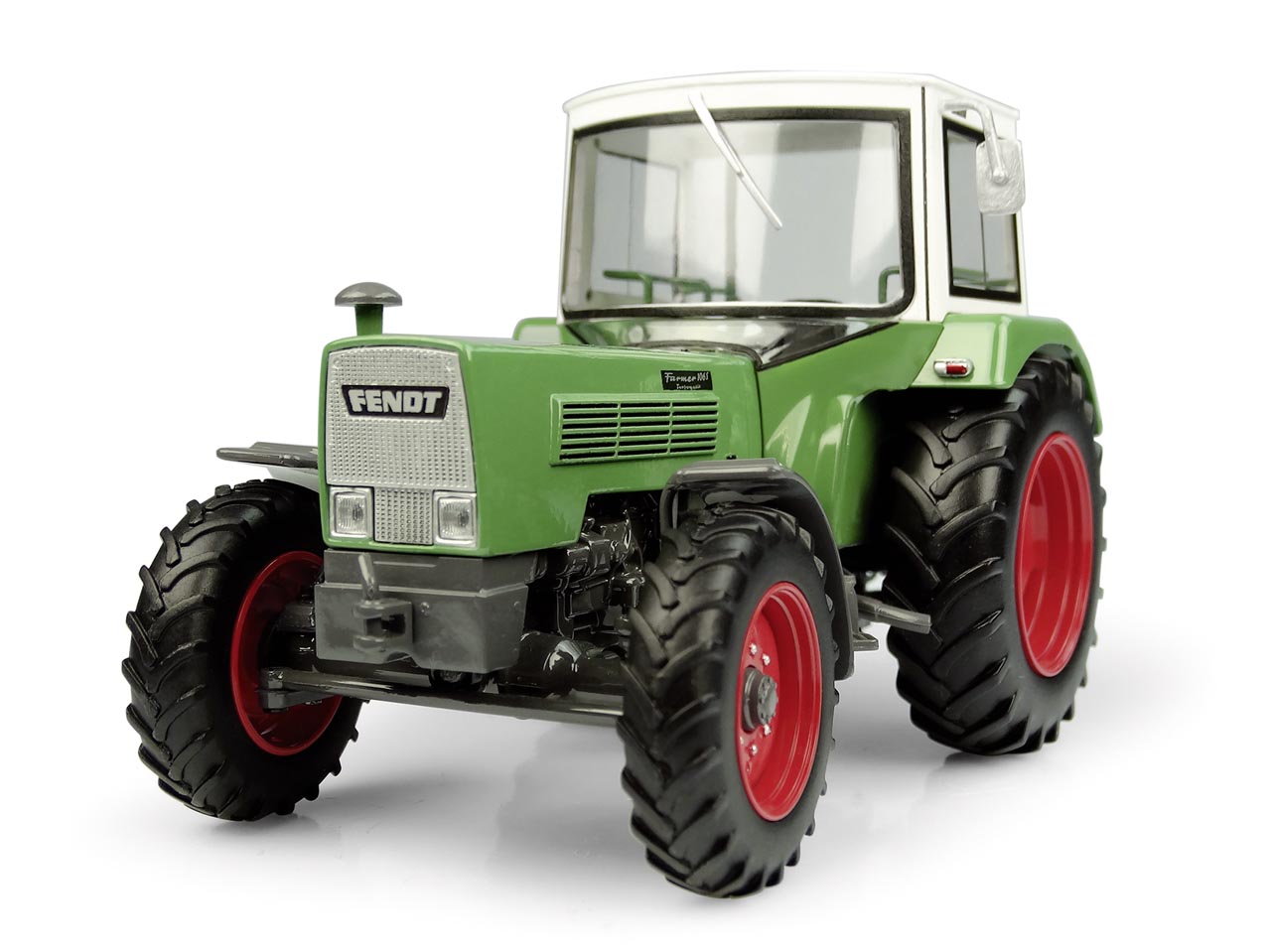 Fendt Farmer 106 SA Turbomatik 4WD mit Fritzmeier Kabine M611 Modell von Universal Hobbies 1:32