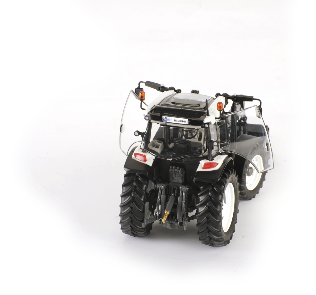 Valtra A4 mit Frontlader weiß Modell von ROS 1:32