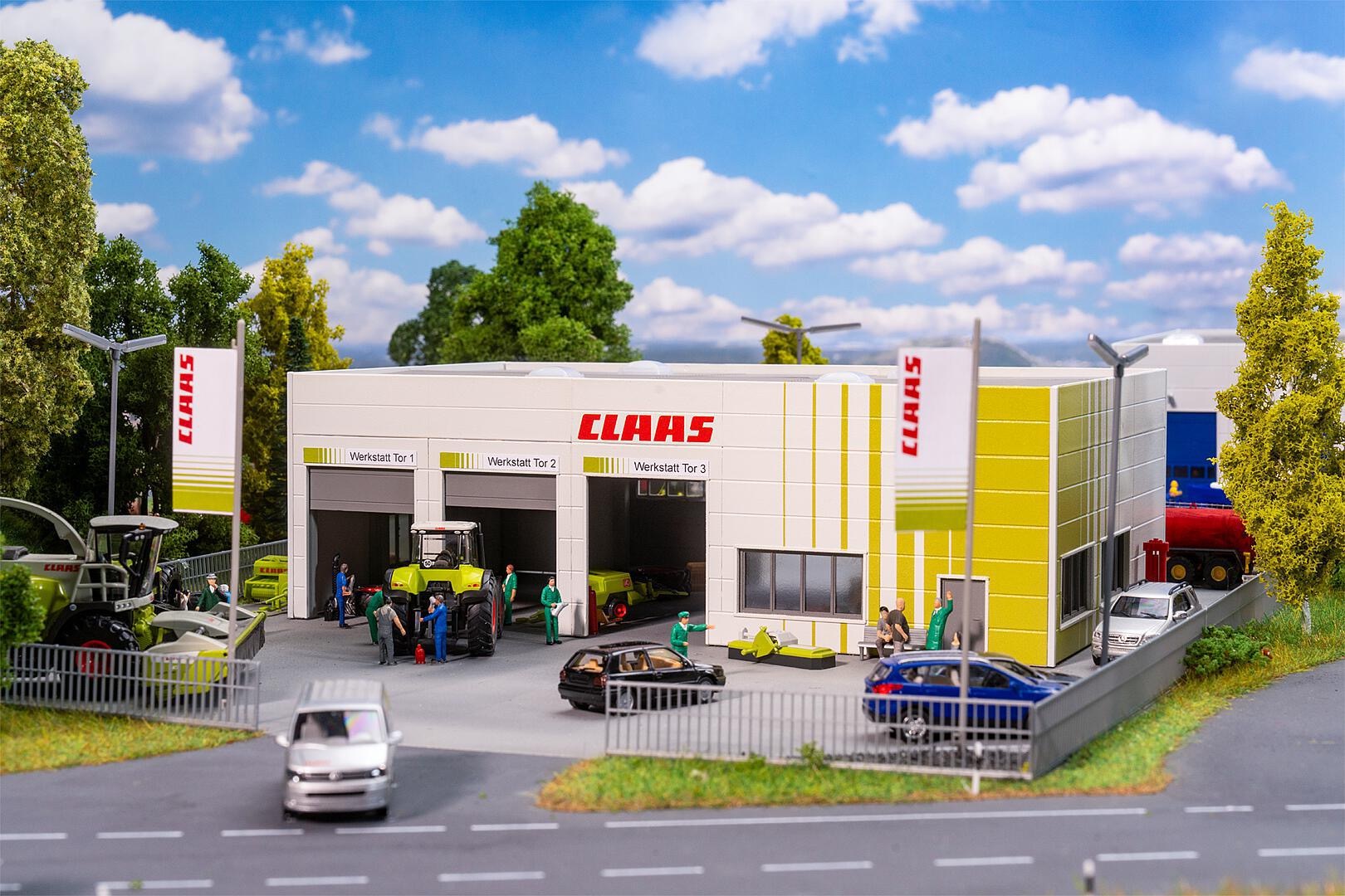 Landmaschinenwerkstatt Claas Modell von Faller 1:87