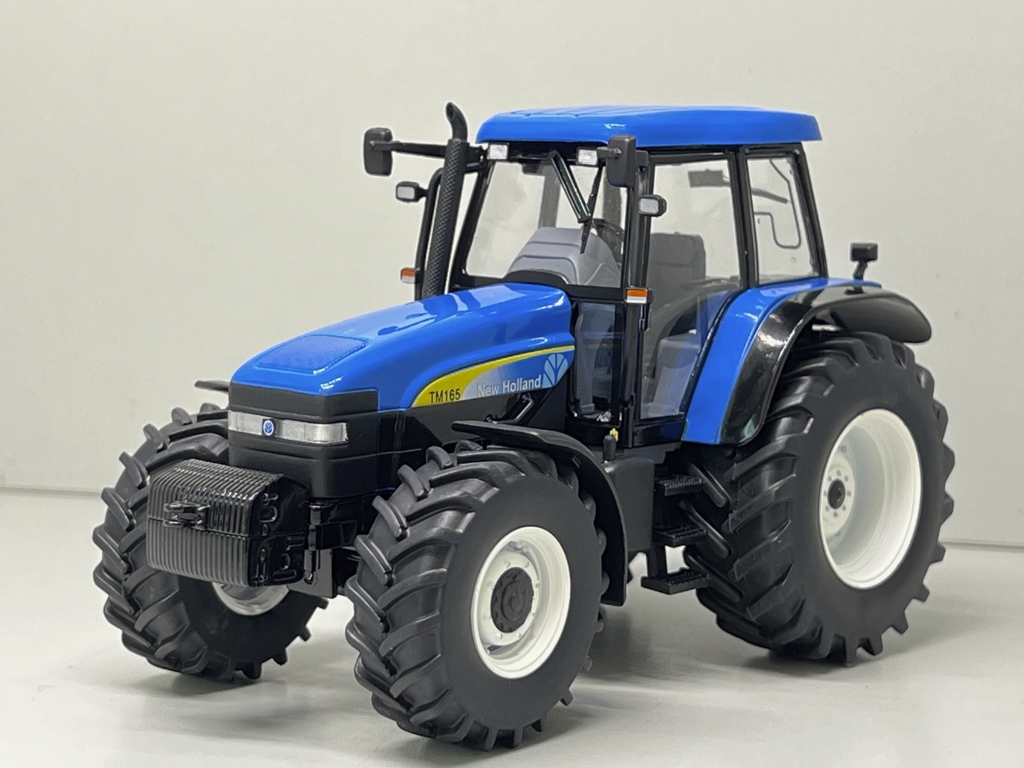 New Holland TM165-1