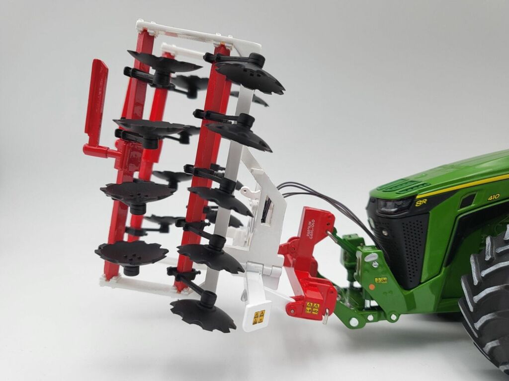 MGP Parolin Magnum 500 Limited Edition Modell von Hiway 1:32