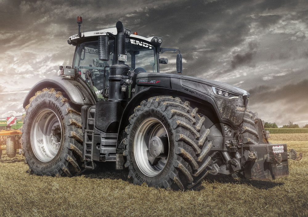 Fendt 1042 R-Wrap Design Poster-1