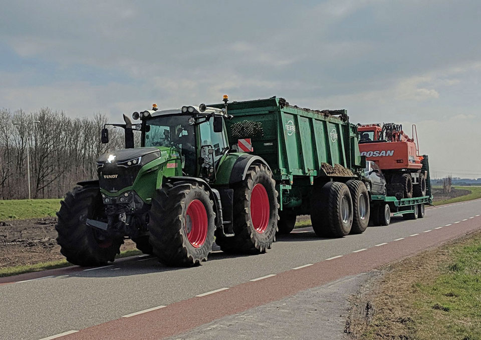 Fendt mit Tebbe Poster-1