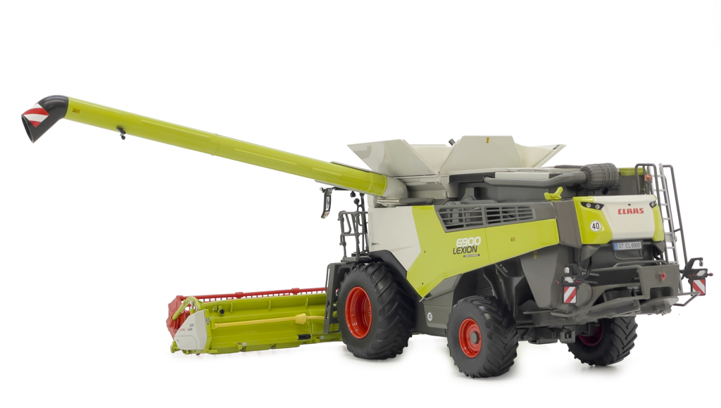 Claas Lexion 6900 mit Vario 930 Modell von MarGe Models 1:32