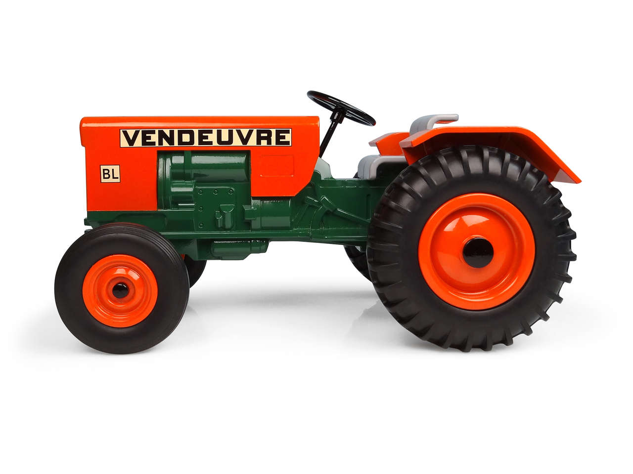 Vendeuvre BL Agrodyne Modell von Universal Hobbies 1:13
