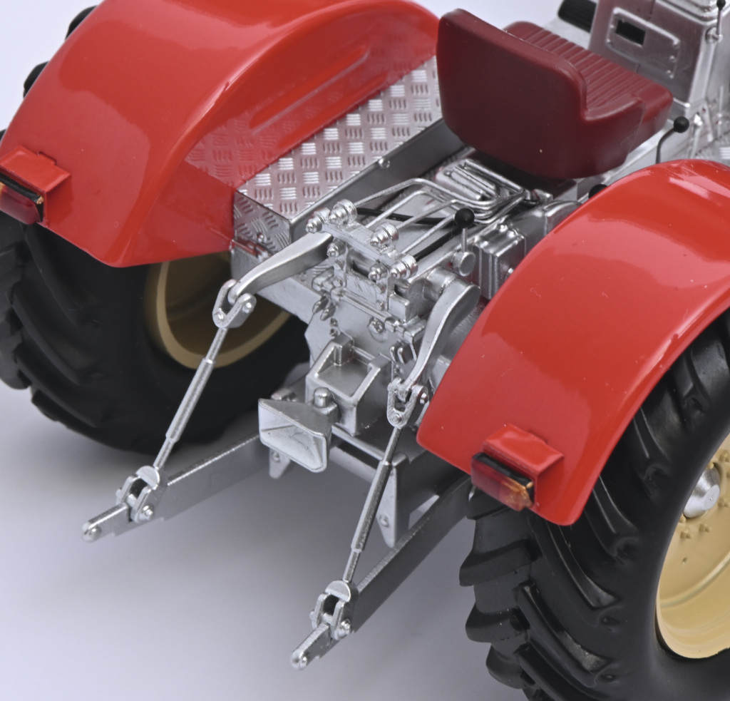 Schlüter Super 1500 V Modell von Schuco 1:32