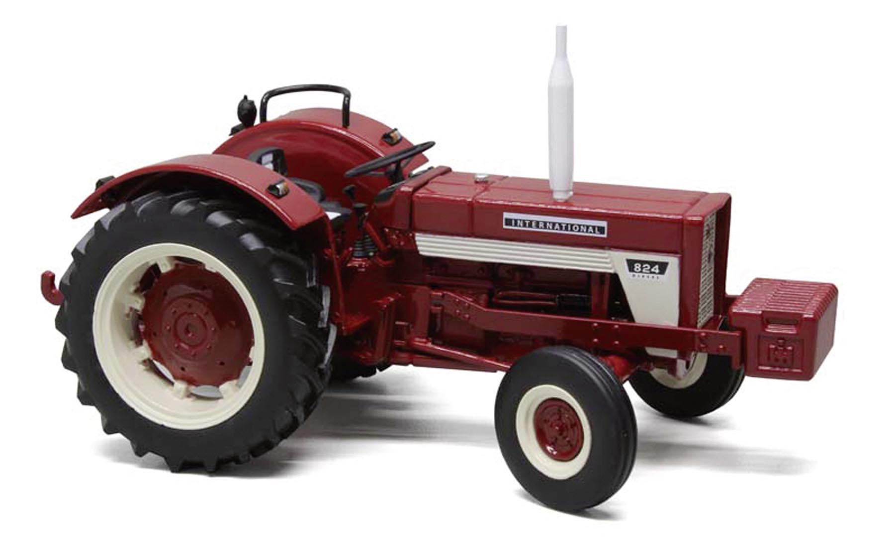 IHC 824 2WD ohne Kabine mit Frontgewicht Modell von Replicagri 1:32