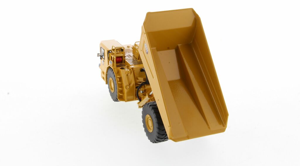 CAT AD45 Untertagebau Muldenkipper Modell von DieCast Masters 1:50
