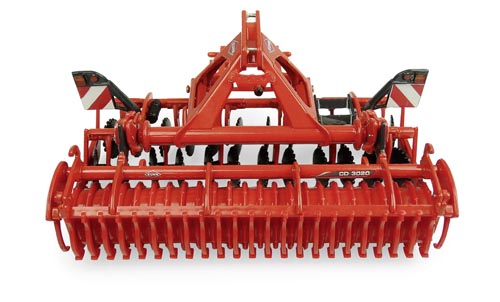 Kuhn CD 3020 Scheibenegge Modell von Universal Hobbies 1:32