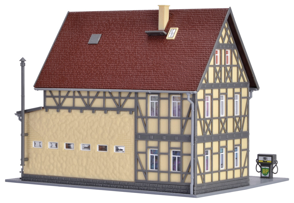 Landmaschinen Reparaturwerkstatt mit LED-Beleuchtung Bausatz Modell von  1:87