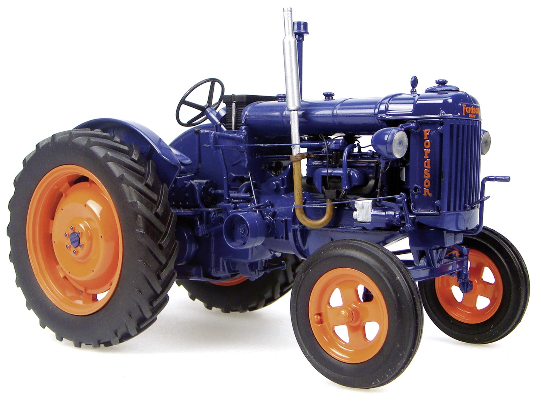Fordson Major E27N Modell von Universal Hobbies 1:16