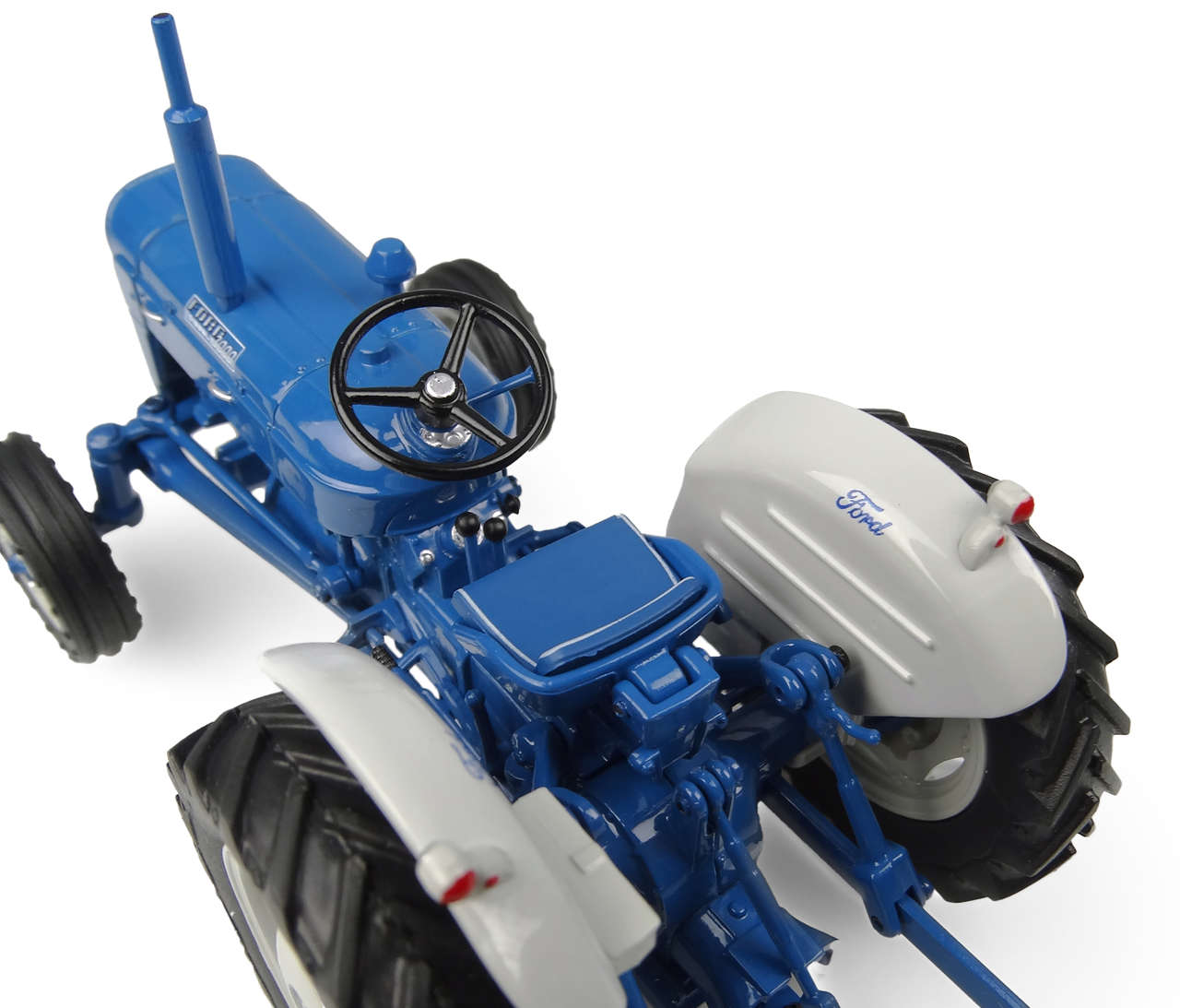 Ford Super Dexta 2000 Diesel Modell von Universal Hobbies 1:32