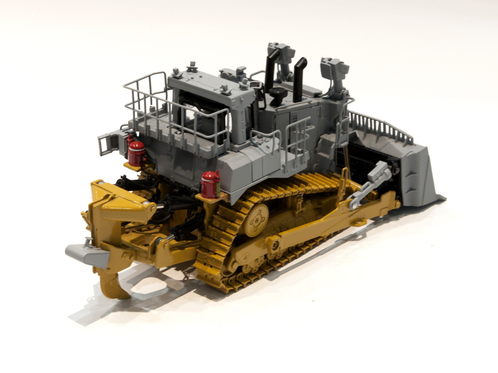 CAT D10 Planierraupe Modell von DieCast Masters 1:50