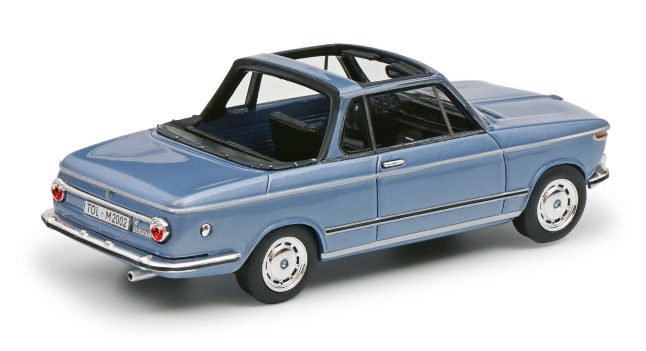 BMW 2002 Baur Cabriolet Modell von Schuco 1:43