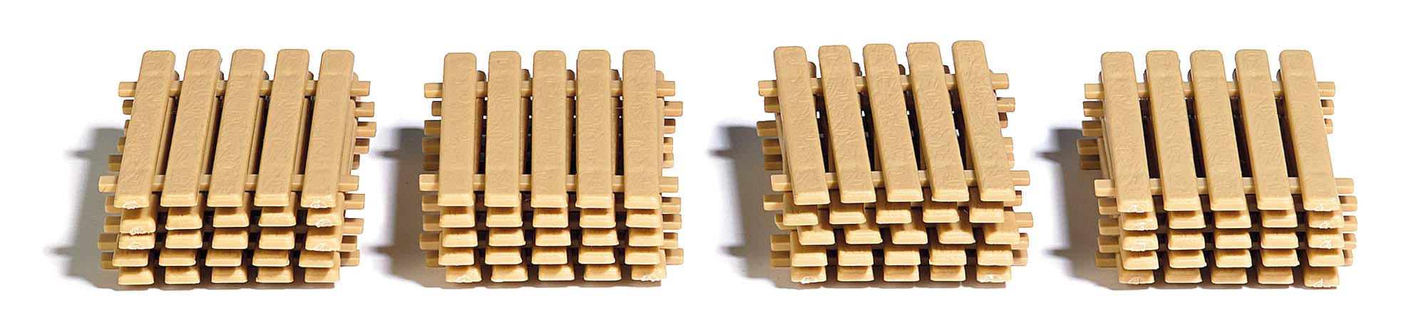 Bretterstapel Modell von Busch 1:87