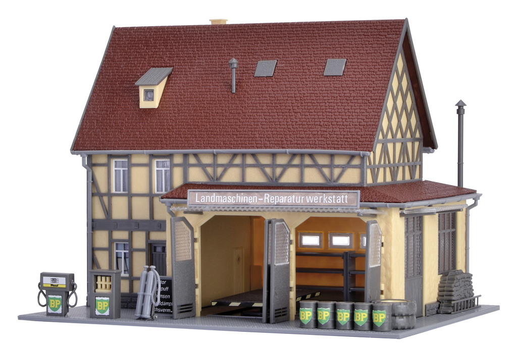 Landmaschinen Reparaturwerkstatt mit LED-Beleuchtung Bausatz-1