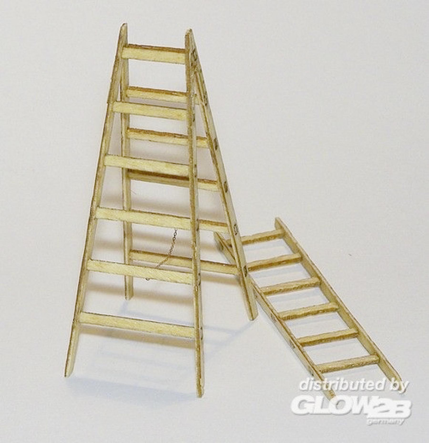 Stehleiter und Leiter (2 Teile) Modell von Plus Model 1:35