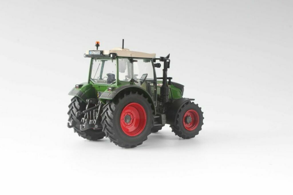 Fendt 211 Vario Special Fendt Edition Modell von USK Scalemodels 1:32