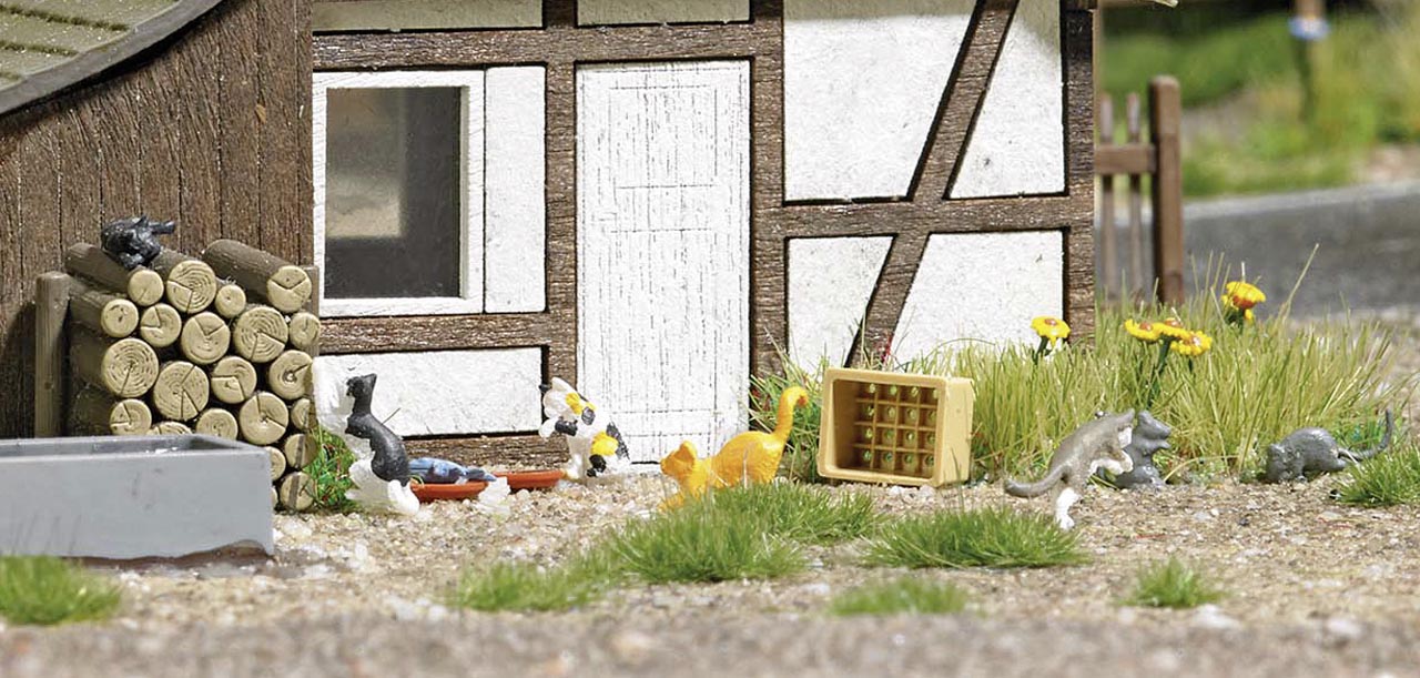 Spielende Katzen Modell von Busch 1:87