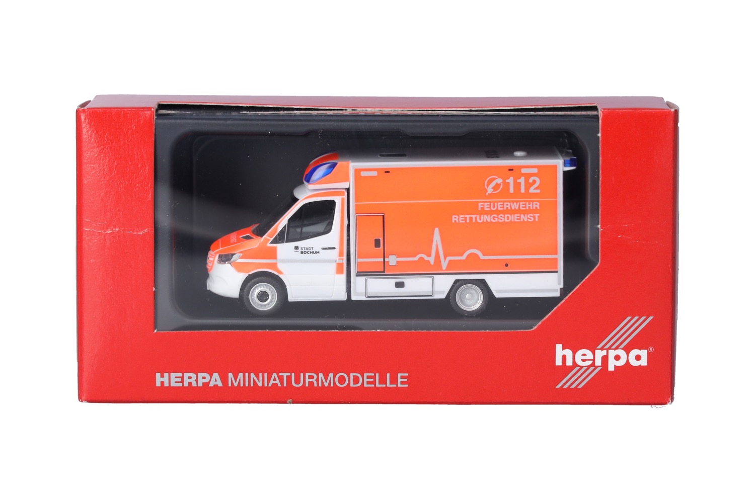 Mercedes-Benz Sprinter 18 Rettungswagen Feuerwehr Bochum Modell von herpa 1:87