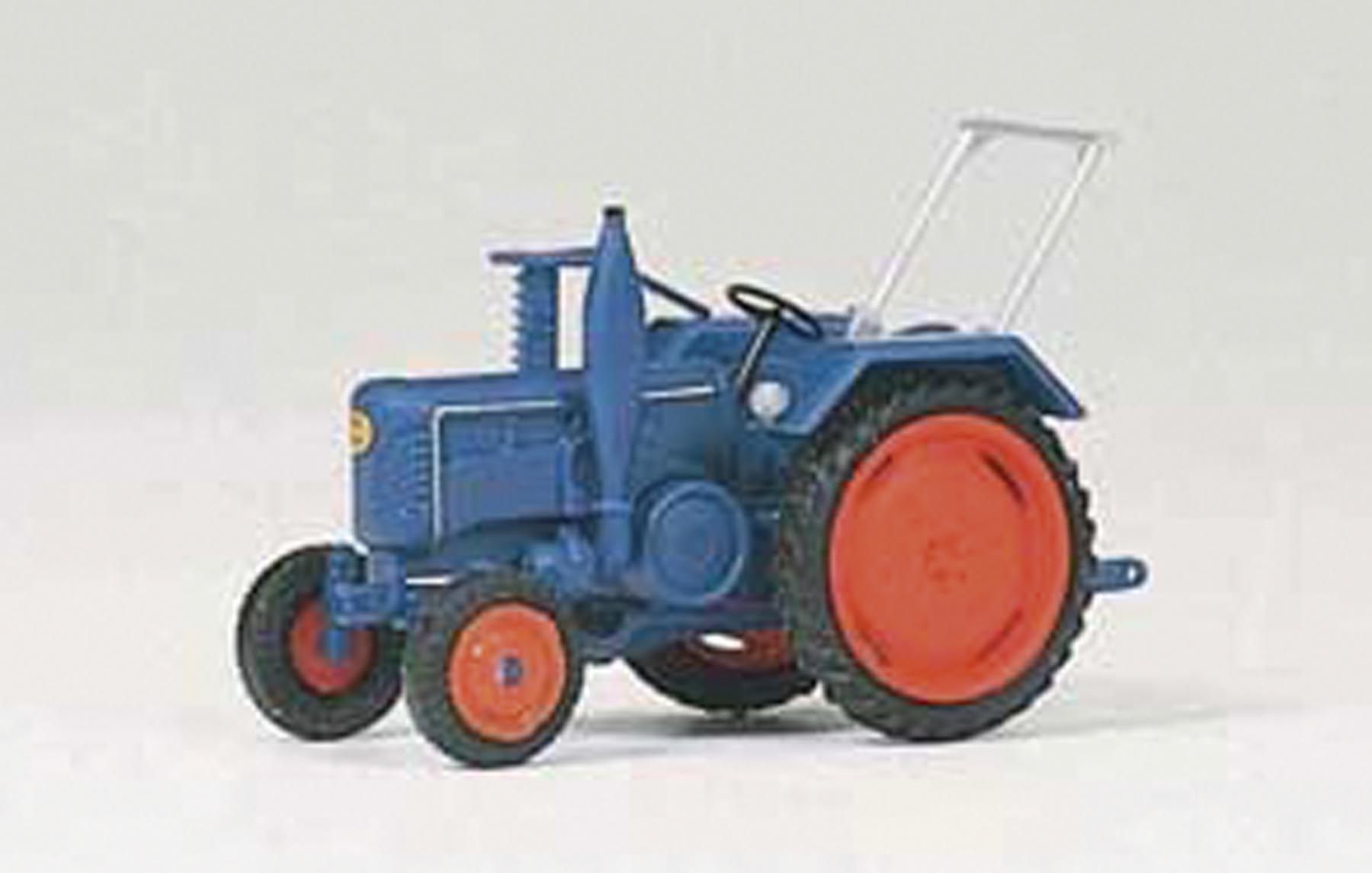 Lanz D 2416 Ackerschlepper schmale Bereifung Fertigmodell Modell von Preiser 1:87