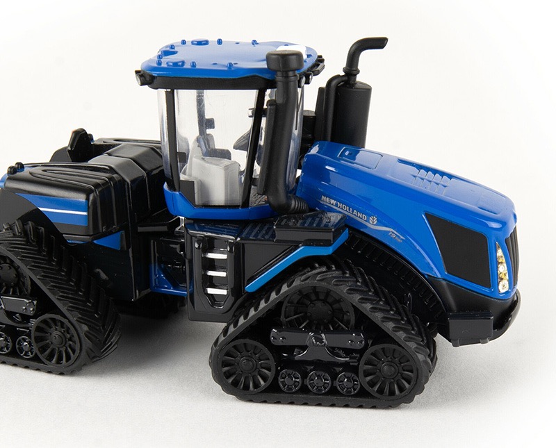 New Holland T9.700 SmartTrax Tractor Modell von Ertl 1:64