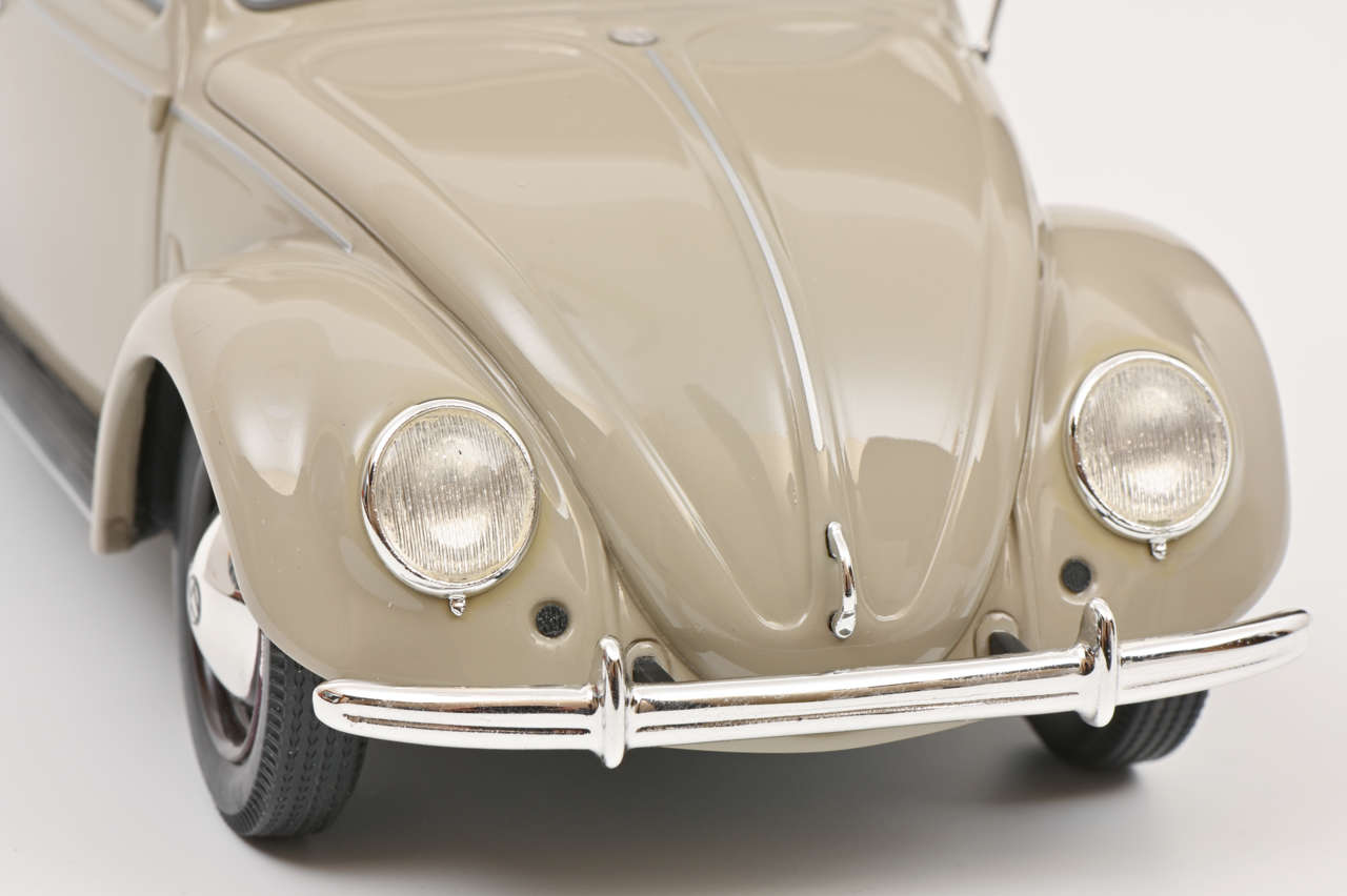 VW Käfer beige Modell von Schuco 1:18