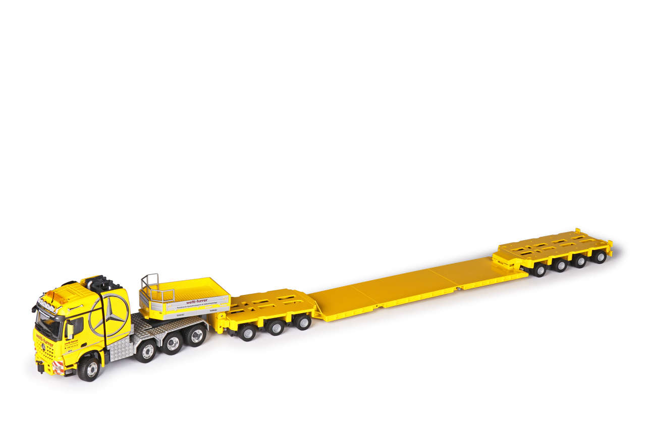 Mercedes-Benz Arocs SLT mit Goldhofer Schwerlastauflieger Modell von Conrad 1:50