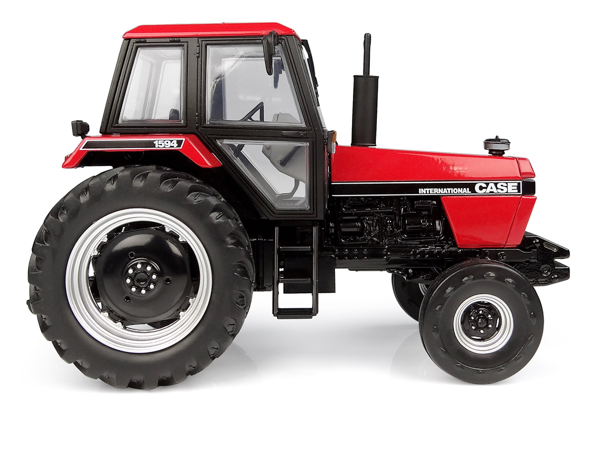 Case IH 1594 2WD Modell von Universal Hobbies 1:32
