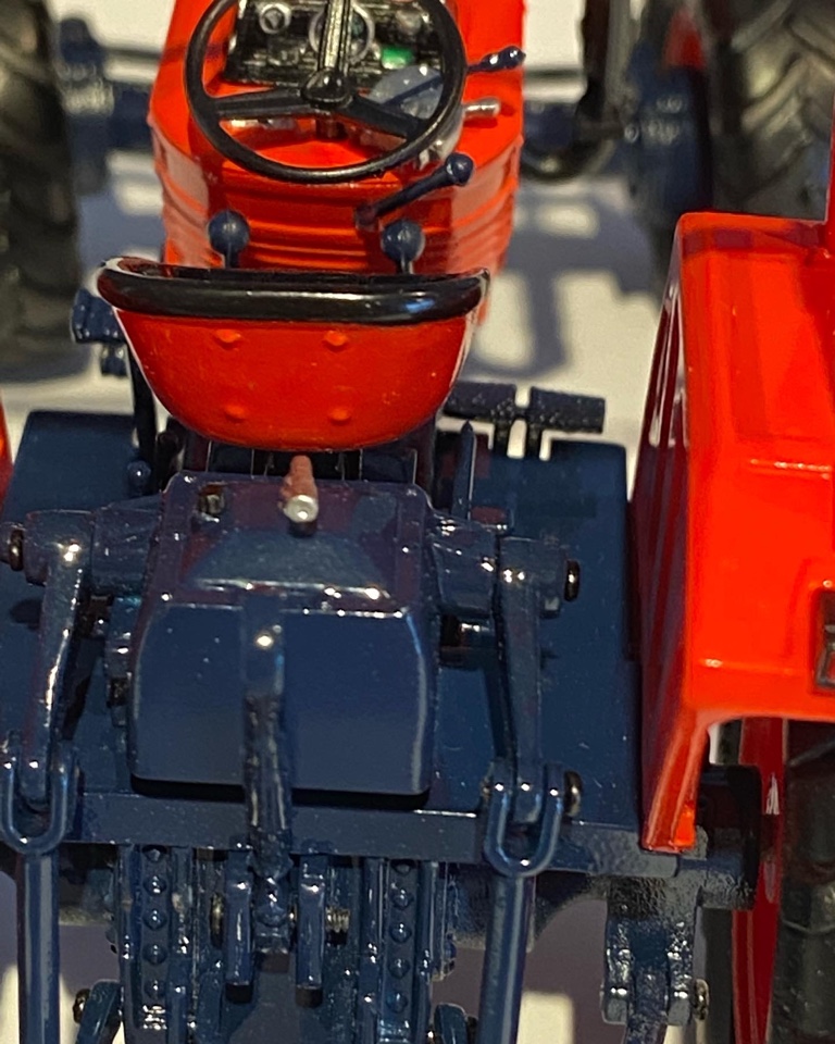 Same Drago Limited Edition Modell von Modelagrisystem 1:32