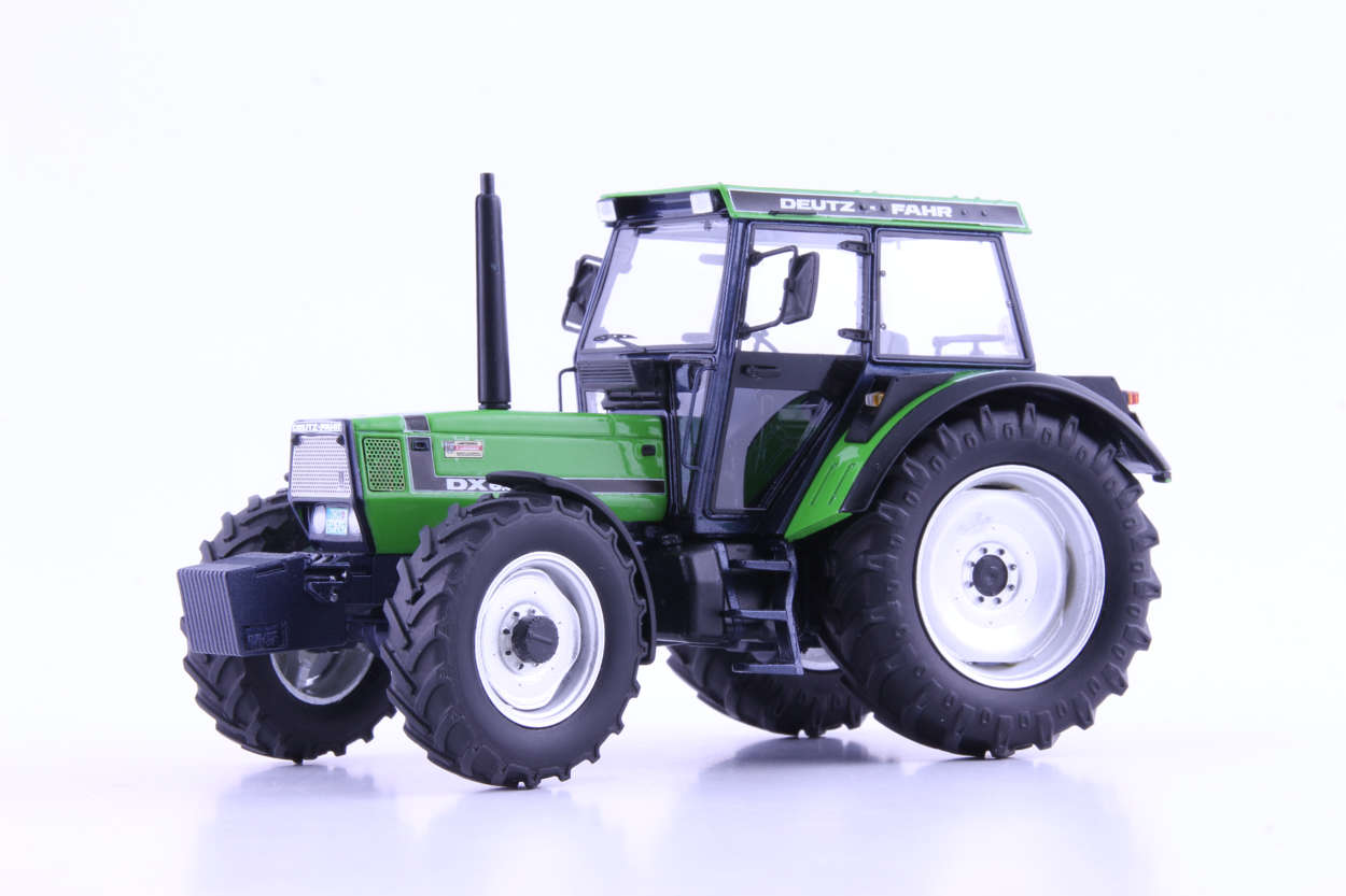 Deutz-Fahr DX 6.05 4WD Modell von agrarfox models 1:32