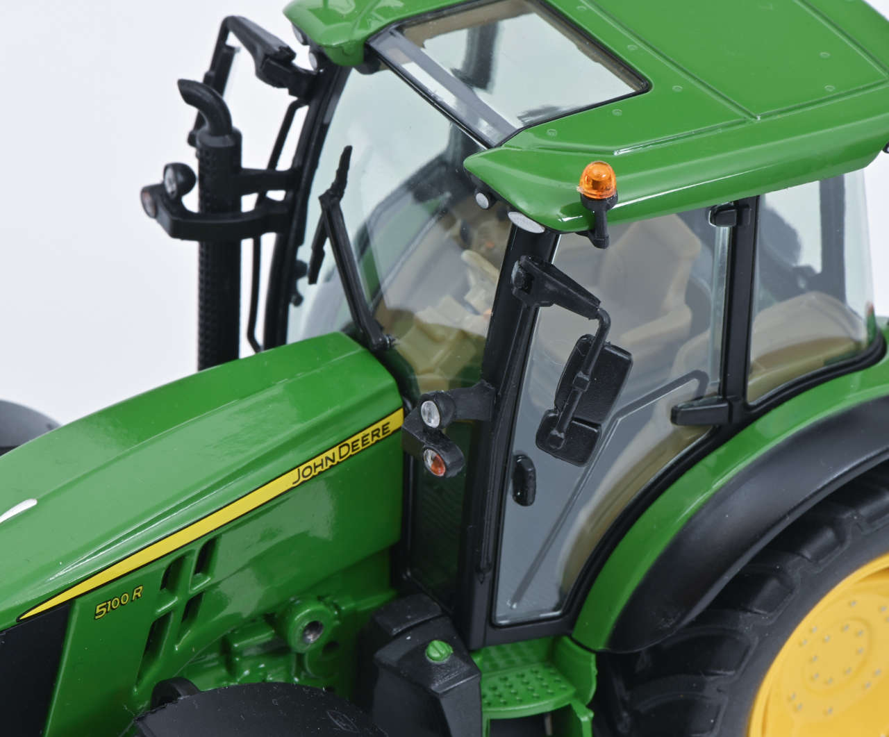 John Deere 5100 R Modell von Schuco 1:32