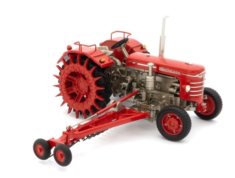 Hürlimann D-800 mit Motoregge Lim. Edt. 250 Modell von PowerTrac Models 1:32