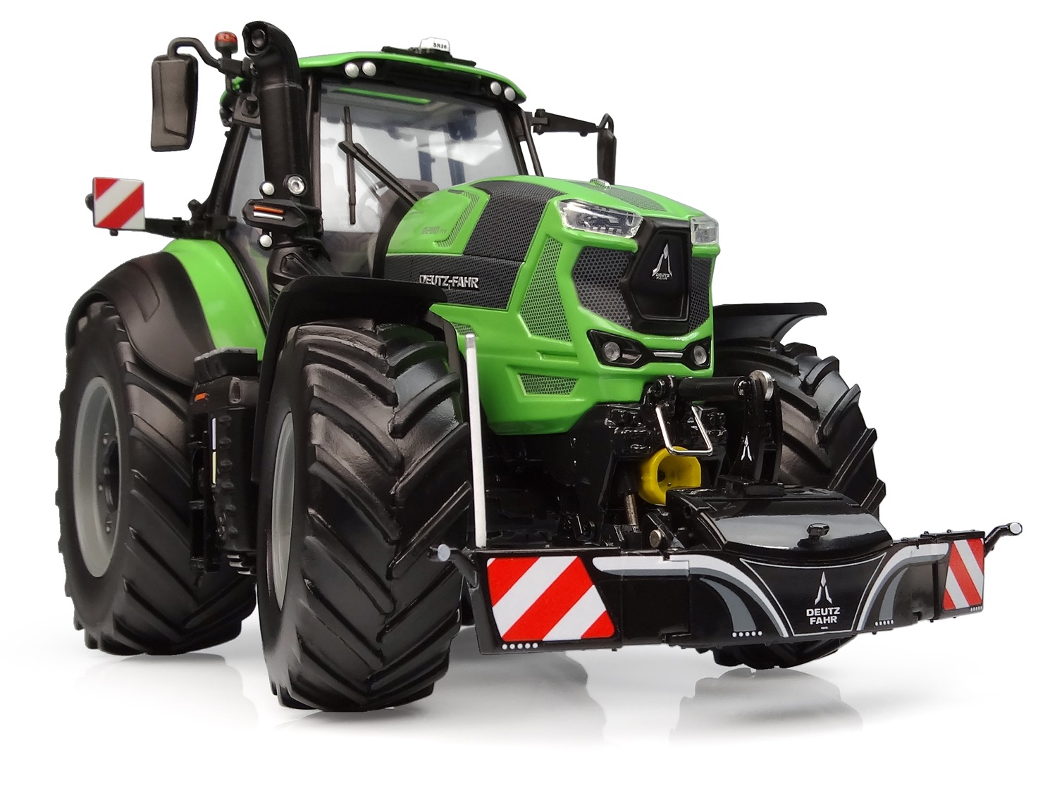 Tractorbumper Sicherheitsfrontgewicht 800kg Deutz-Fahr Version Modell von Universal Hobbies 1:32