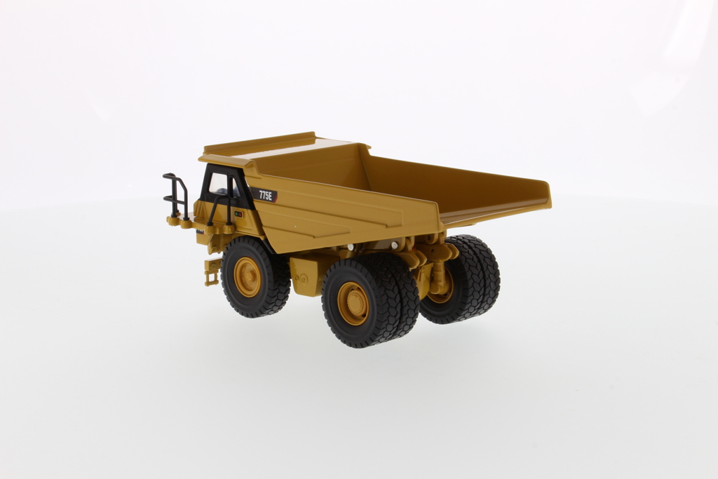 CAT 775E Muldenkipper Modell von DieCast Masters 1:64