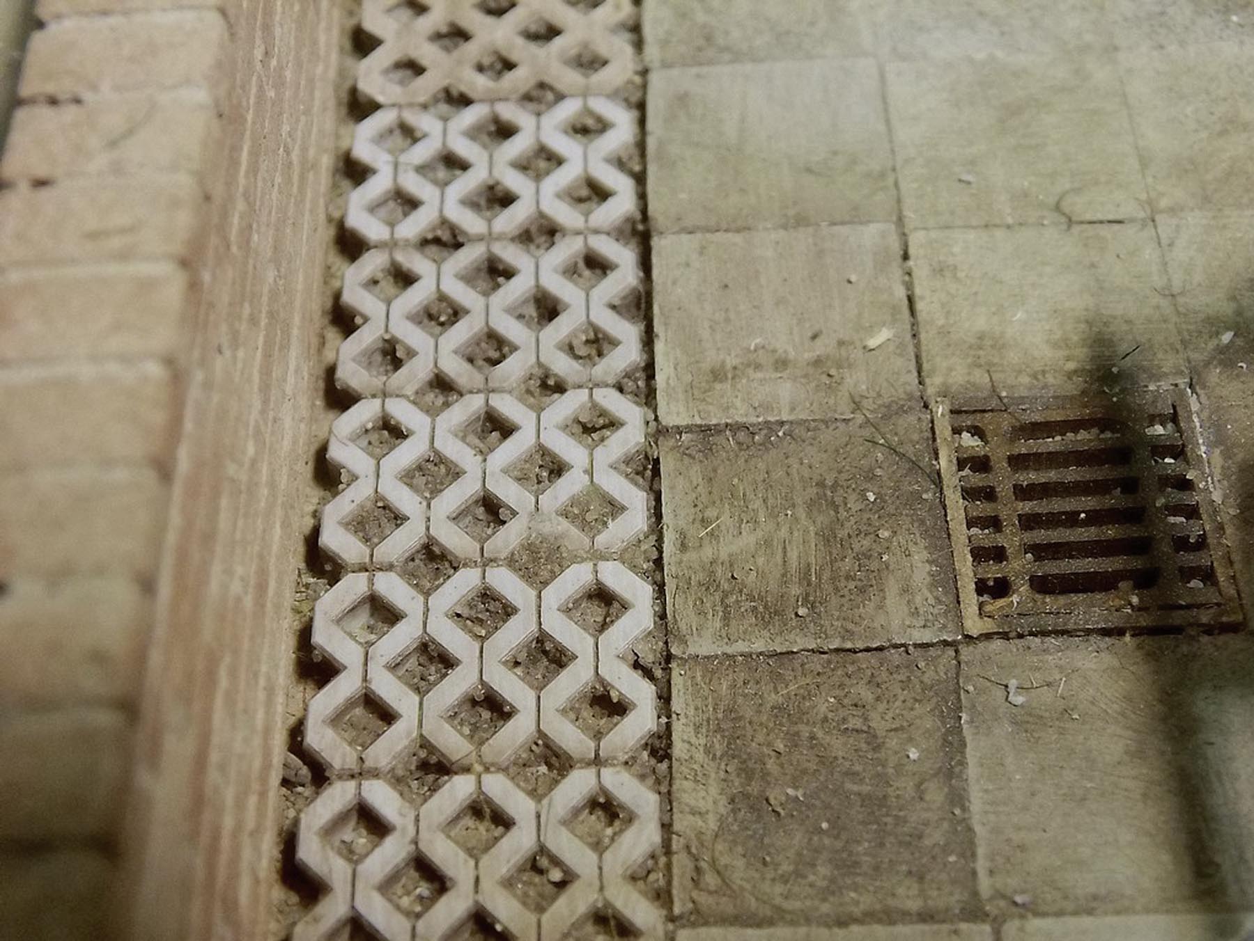 Rasengittersteine grau 100 Stck. Modell von Juweela 1:32