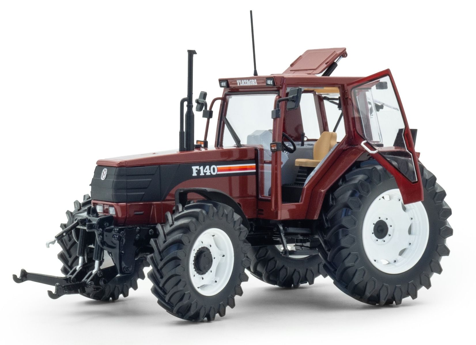 Fiat Winner F140 Turbo Zwillingsbereifung Lim. Edt. Modell von ROS 1:32