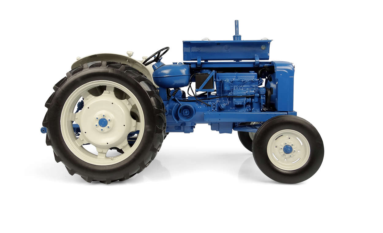 Fordson Super Major New Performance Modell von Universal Hobbies 1:16