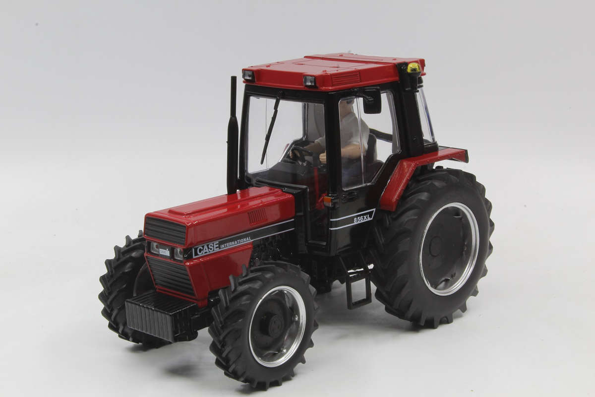 Case IH 856 XL Limited Edition Chartres ACA Show 2020 Modell von Replicagri 1:32