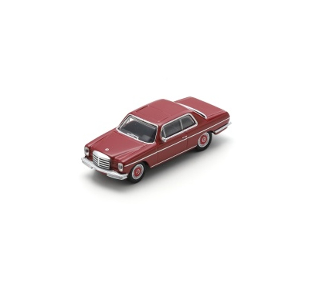 Mercedes-Benz 8 (W114) Coupe-1