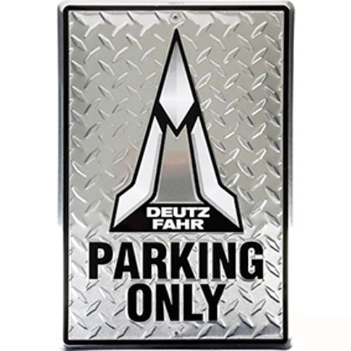 Deutz-Fahr Blechschild  „Parking Only“