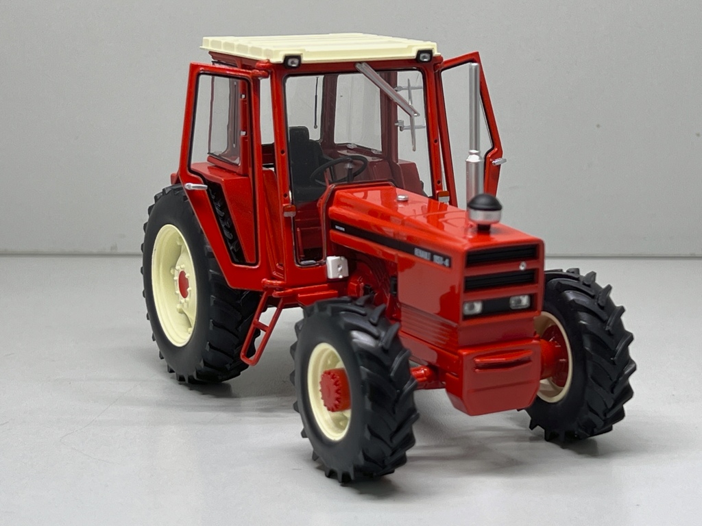 Renault 1151-4 Modell von Replicagri 1:32