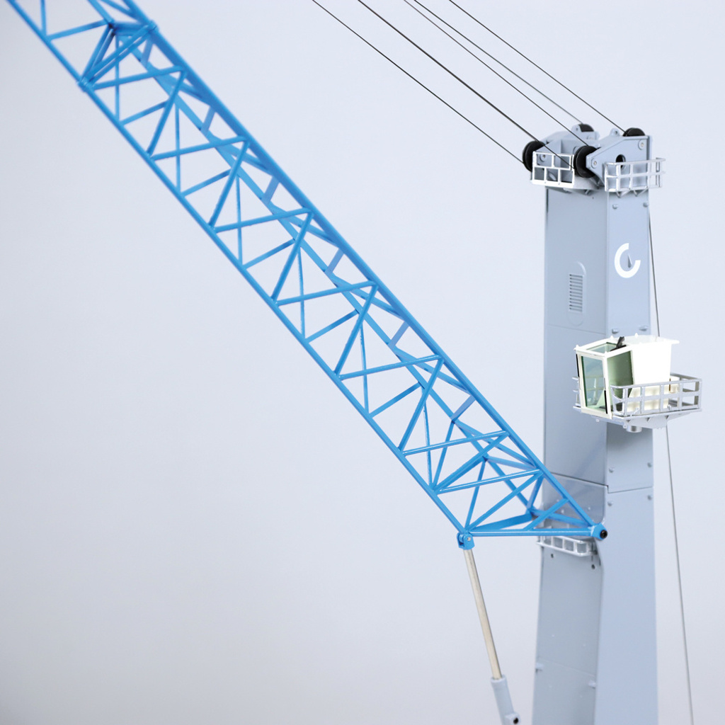 Konecranes Gottwald ESP.8 Gen.6 Mobiler Hafenkran Modell von NZG 1:87